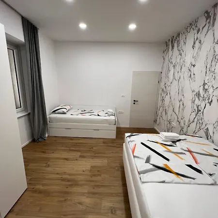 Grand Apartment